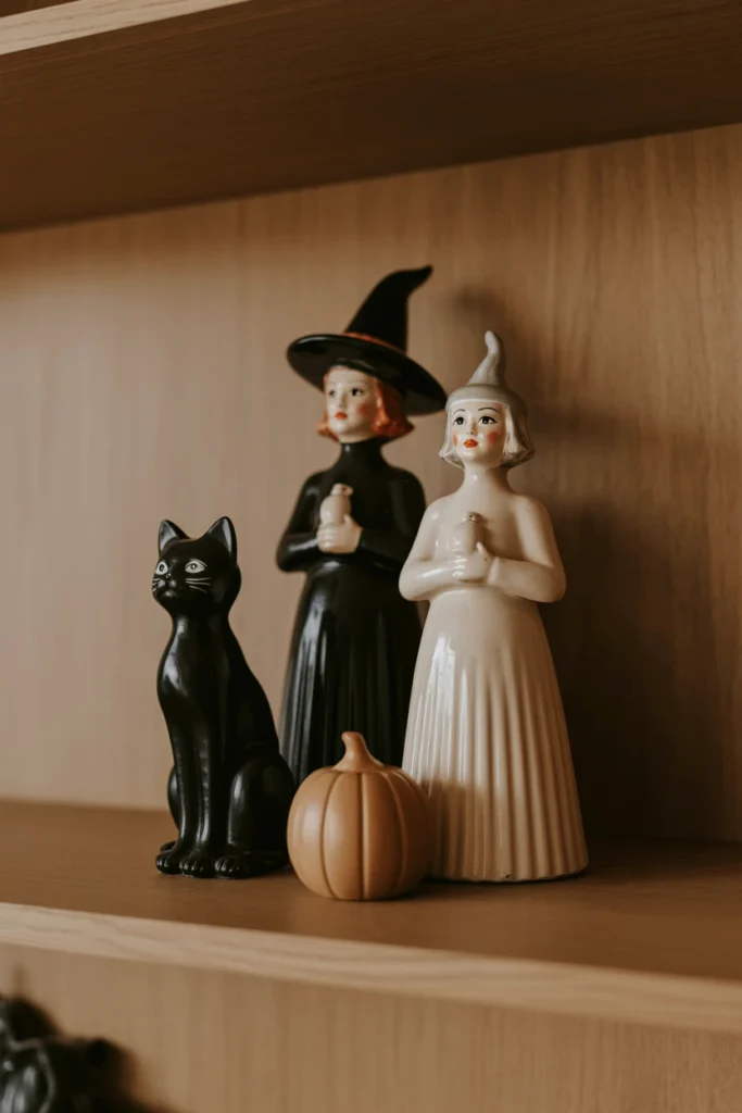 Group Figurines in Odd-Numbered Vignettes